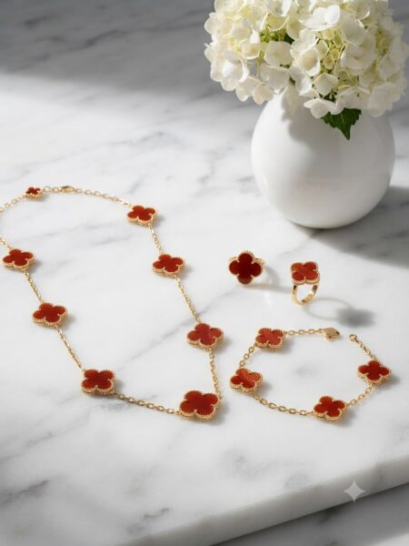 Red Clover Jewellery Set